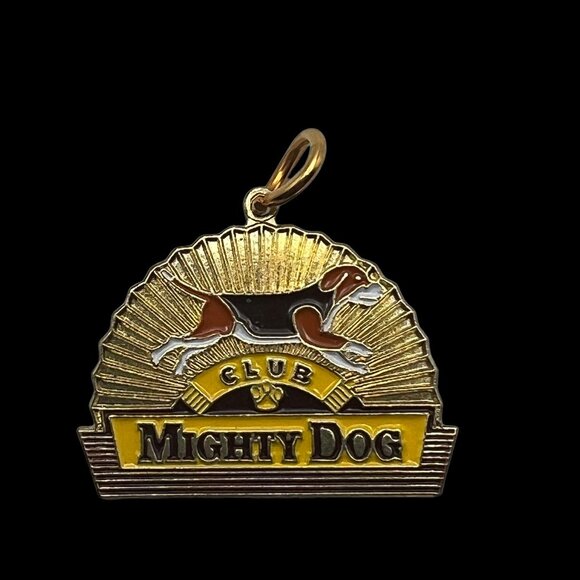 Mighty Dog Club Pendant Friskies Advertising Premium Gold‎ Tone 1994 Medal - Picture 1 of 7